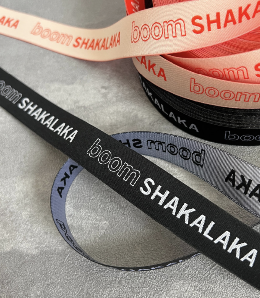 Webband Boom Shakalaka schwarz mit weißer Schrift